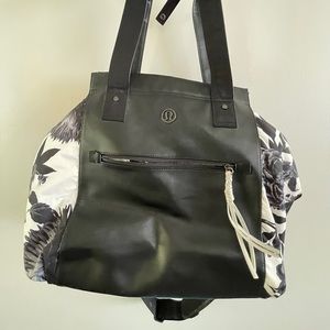 Lululemon Gym Bag